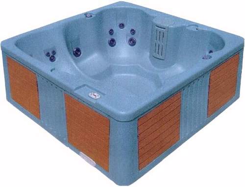 Hot Tub Axiom Deluxe hot tub. 4 person + free steps & starter kit (Sea Spray).