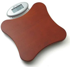 Scales Natur wood personal digital bathroom scales.