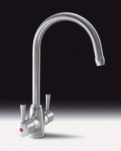 Smeg Taps Pisa Kitchen Tap With Twin Lever Controls (Chrome).