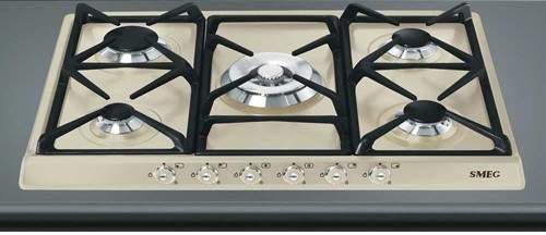 Smeg Gas Hobs Cortina 5 Burner Gas Hob With Silver Controls. 70cm (Cream).