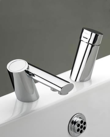 Larger image of Bristan Aqueous Bath Filler